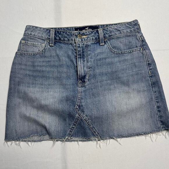 Hollister Co Women’s Vintage Denim  Skirt Size 7 Perfect For Summer Outfits - Picture 2 of 3
